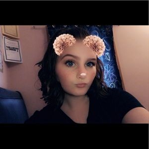 Meet your Posher, Brooke